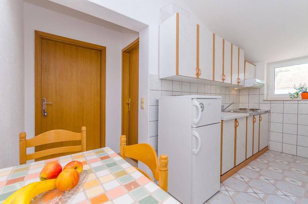 Apartments Tily Trogir Bagian luar foto