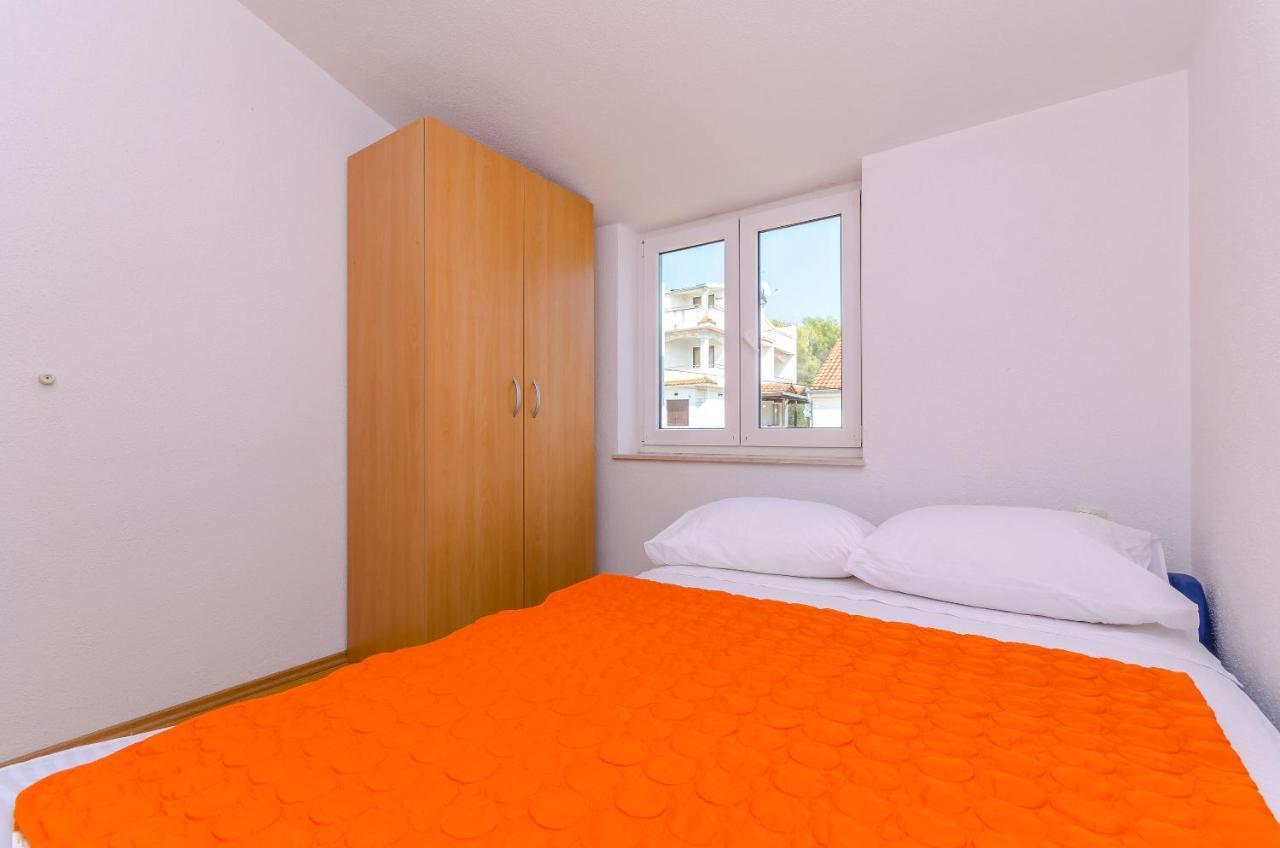 Apartments Tily Trogir Bagian luar foto