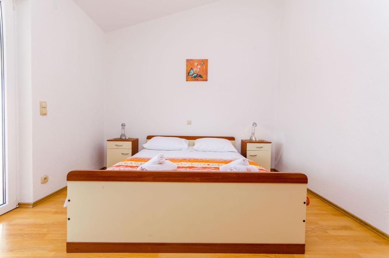 Apartments Tily Trogir Bagian luar foto