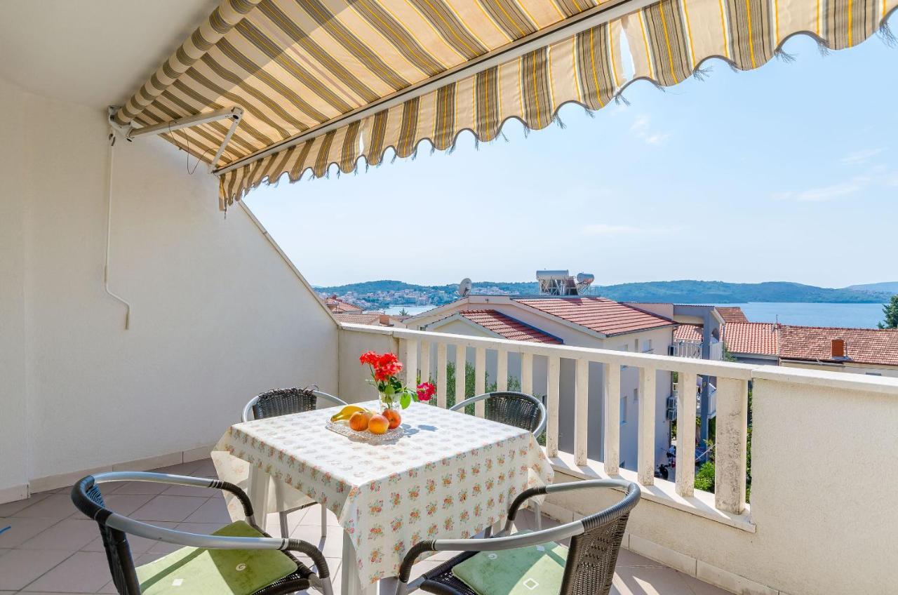 Apartments Tily Trogir Bagian luar foto